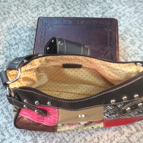 Multi colored patchwork purse - Picture 5 of 6